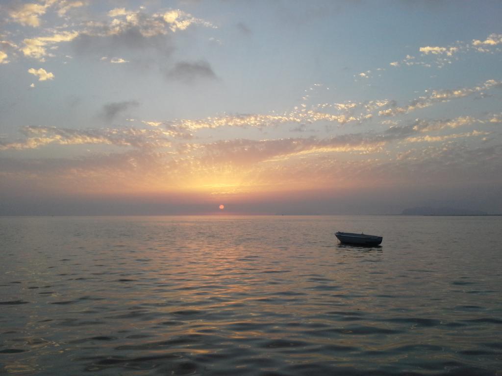 Sunrise Stagnone - Kitesurf Spot Panzió Marsala Kültér fotó