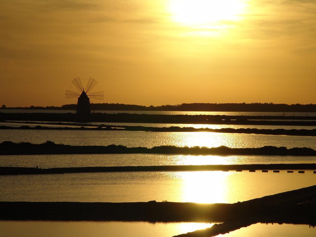 Sunrise Stagnone - Kitesurf Spot Panzió Marsala Kültér fotó
