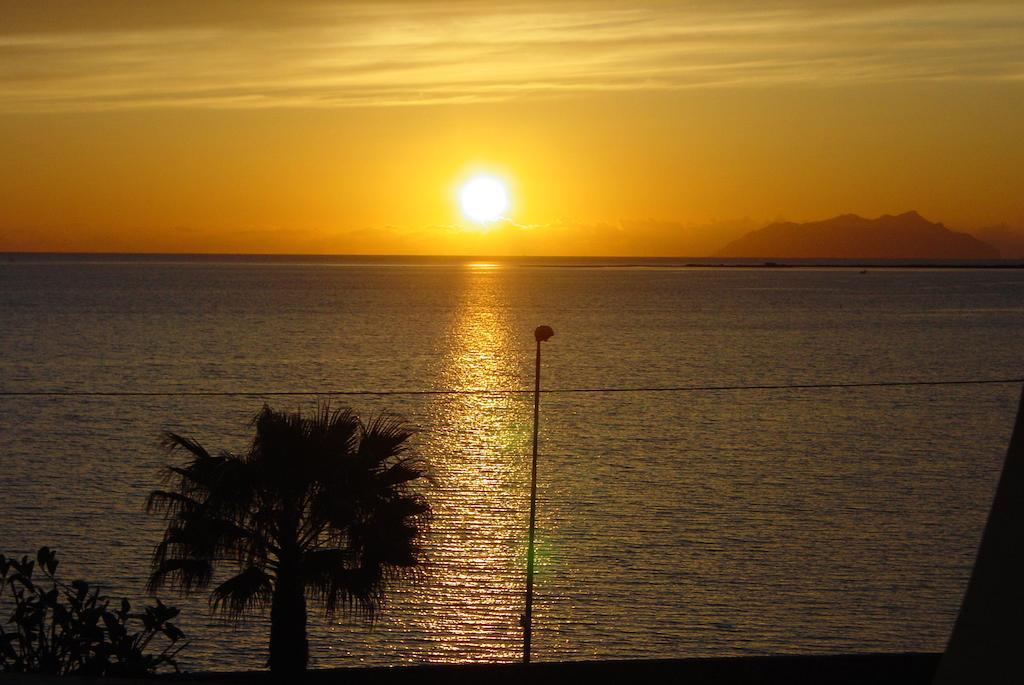 Sunrise Stagnone - Kitesurf Spot Panzió Marsala Kültér fotó