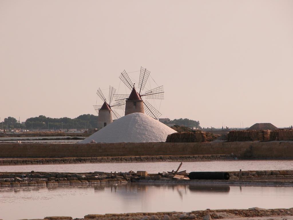 Sunrise Stagnone - Kitesurf Spot Panzió Marsala Kültér fotó