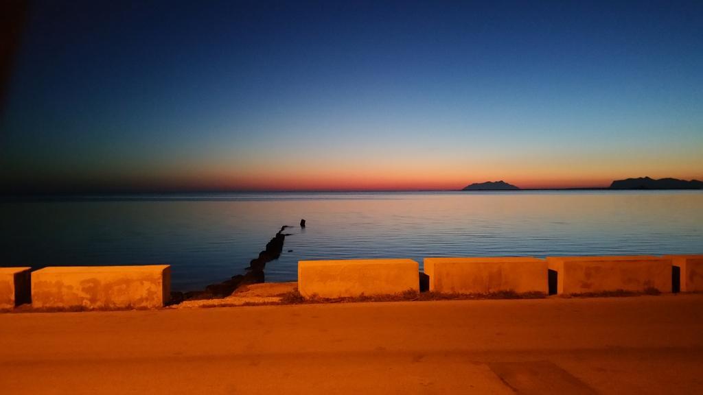 Sunrise Stagnone - Kitesurf Spot Panzió Marsala Kültér fotó