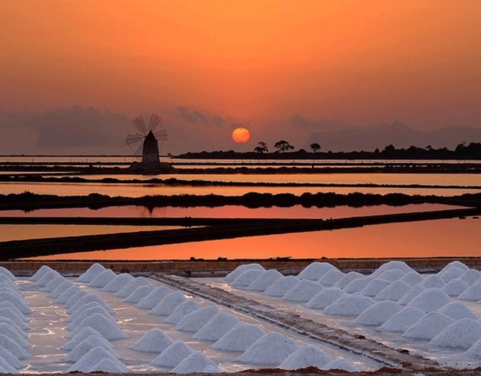 Sunrise Stagnone - Kitesurf Spot Panzió Marsala Kültér fotó